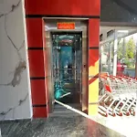 Sueno & Tirana
